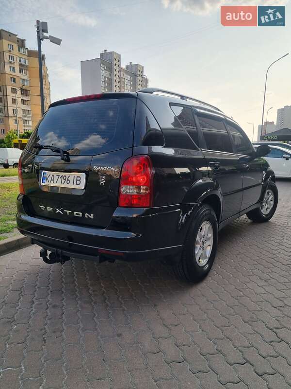 Позашляховик / Кросовер SsangYong Rexton 2007 в Києві