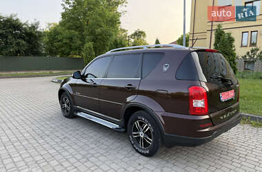 Внедорожник / Кроссовер SsangYong Rexton 2013 в 