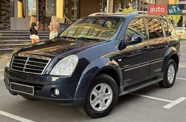 Внедорожник / Кроссовер SsangYong Rexton 2009 в Киеве