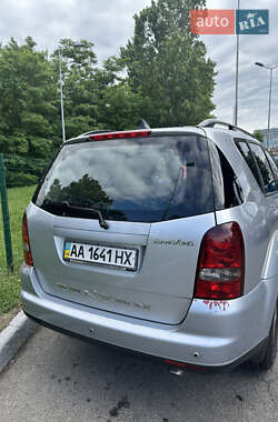 Позашляховик / Кросовер SsangYong Rexton 2008 в 