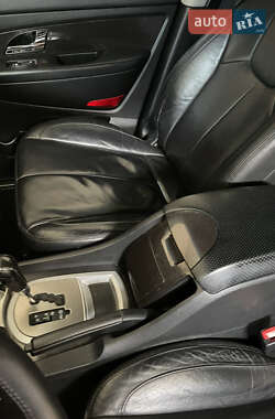 Внедорожник / Кроссовер SsangYong Rexton 2013 в 