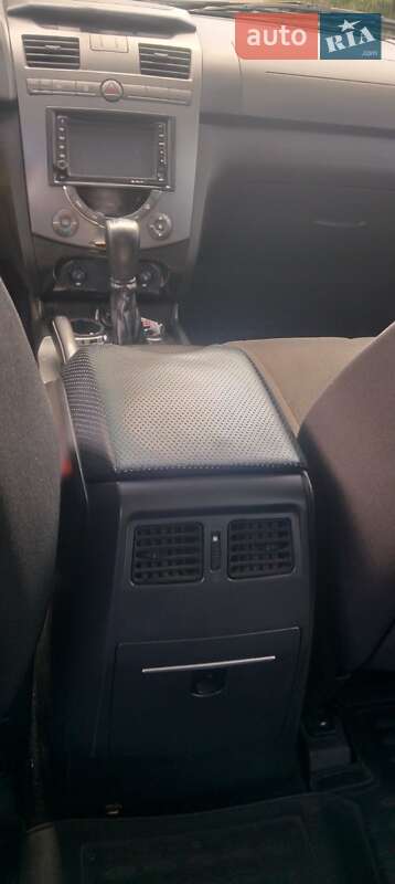 Позашляховик / Кросовер SsangYong Rexton 2012 в Броварах
