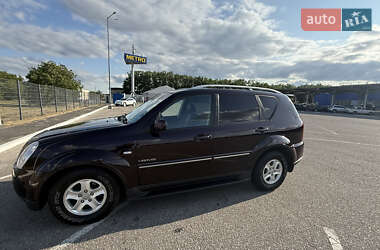 Внедорожник / Кроссовер SsangYong Rexton 2011 в 
