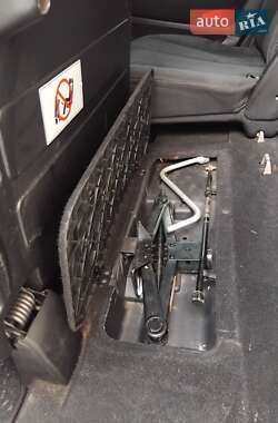 Позашляховик / Кросовер SsangYong Rexton 2008 в 