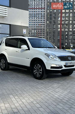 Внедорожник / Кроссовер SsangYong Rexton 2013 в Киеве