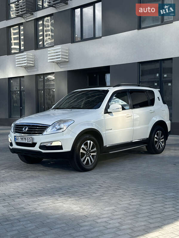 Внедорожник / Кроссовер SsangYong Rexton 2013 в Киеве