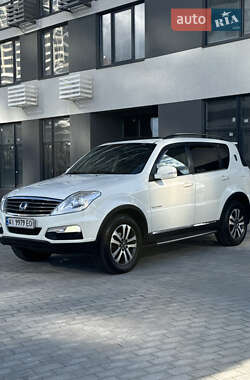Внедорожник / Кроссовер SsangYong Rexton 2013 в 