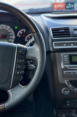 Внедорожник / Кроссовер SsangYong Rexton 2013 в 