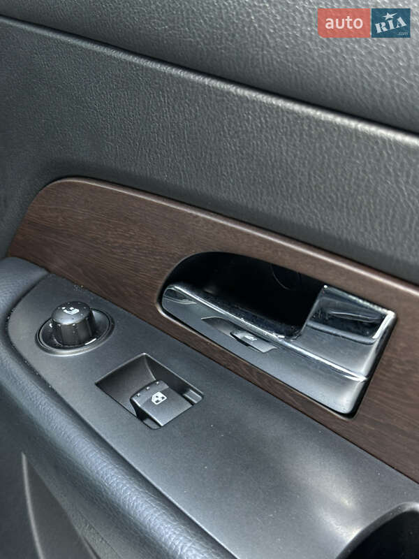 Внедорожник / Кроссовер SsangYong Rexton 2013 в Киеве