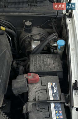 Внедорожник / Кроссовер SsangYong Rexton 2013 в 