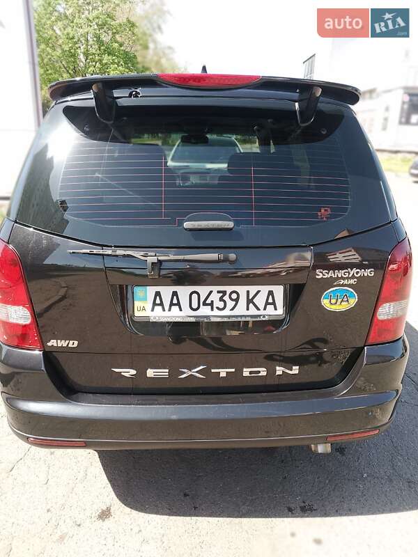 Позашляховик / Кросовер SsangYong Rexton 2010 в Києві