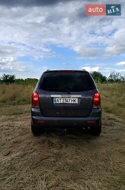 Внедорожник / Кроссовер SsangYong Rexton 2004 в 