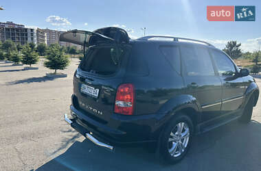 Внедорожник / Кроссовер SsangYong Rexton 2011 в 