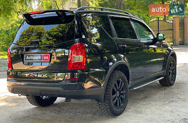 Позашляховик / Кросовер SsangYong Rexton 2013 в 