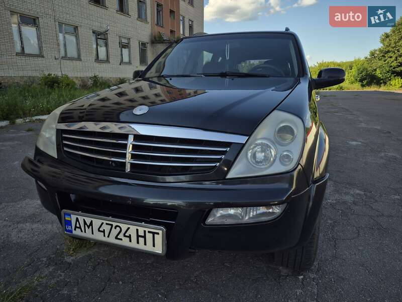 Внедорожник / Кроссовер SsangYong Rexton 2005 в Бердичеве