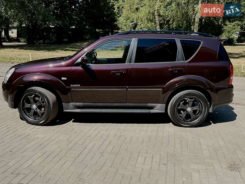 Внедорожник / Кроссовер SsangYong Rexton 2009 в Днепре фото 2 Внедорожник / Кроссовер SsangYong Rexton 2009 в Днепре