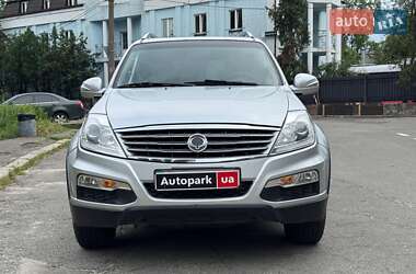 Позашляховик / Кросовер SsangYong Rexton 2012 в 