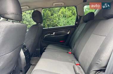 Позашляховик / Кросовер SsangYong Rexton 2012 в 