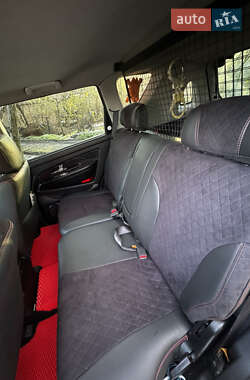 Внедорожник / Кроссовер SsangYong Rexton 2010 в 
