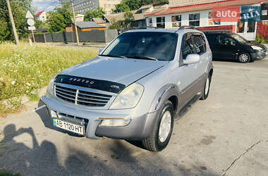 Внедорожник / Кроссовер SsangYong Rexton 2005 в 