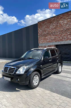 Внедорожник / Кроссовер SsangYong Rexton 2011 в 