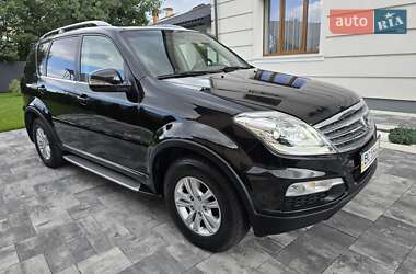 Внедорожник / Кроссовер SsangYong Rexton 2013 в 