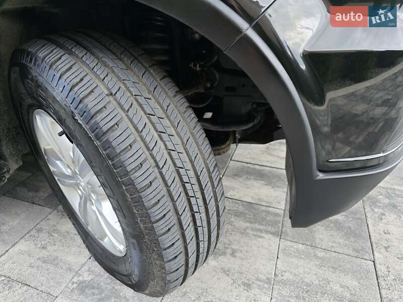 Внедорожник / Кроссовер SsangYong Rexton 2013 в Ивано-Франковске