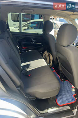 Внедорожник / Кроссовер SsangYong Rexton 2012 в 