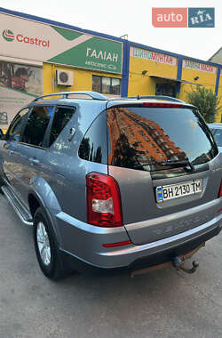 Внедорожник / Кроссовер SsangYong Rexton 2012 в 