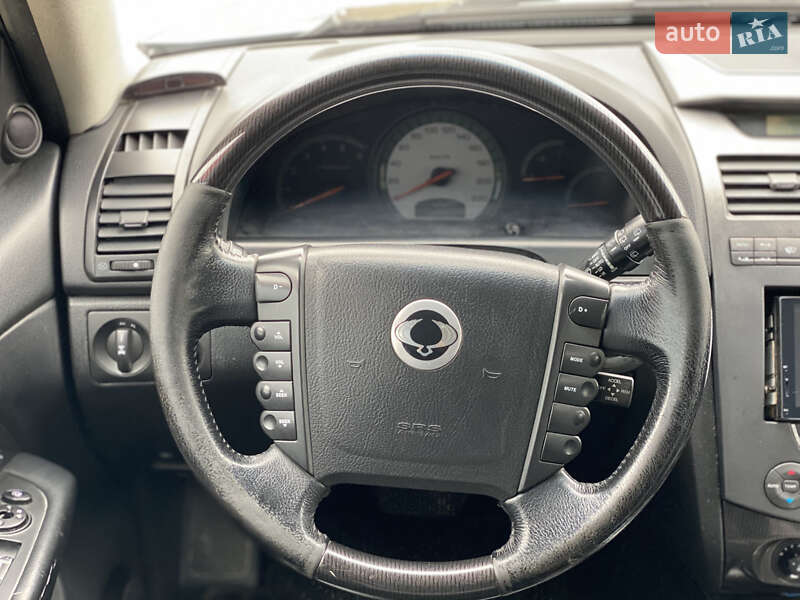 Позашляховик / Кросовер SsangYong Rexton 2010 в Києві