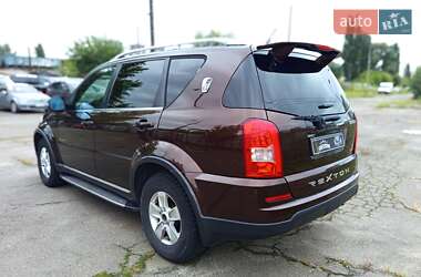 Внедорожник / Кроссовер SsangYong Rexton 2013 в 