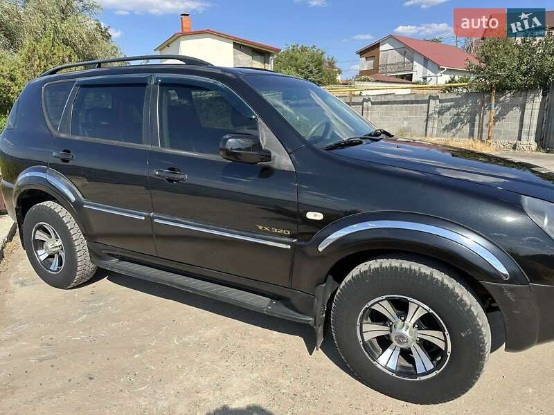 Позашляховик / Кросовер SsangYong Rexton 2006 в Миколаєві