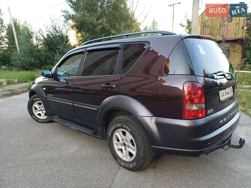 Внедорожник / Кроссовер SsangYong Rexton 2007 в Киеве