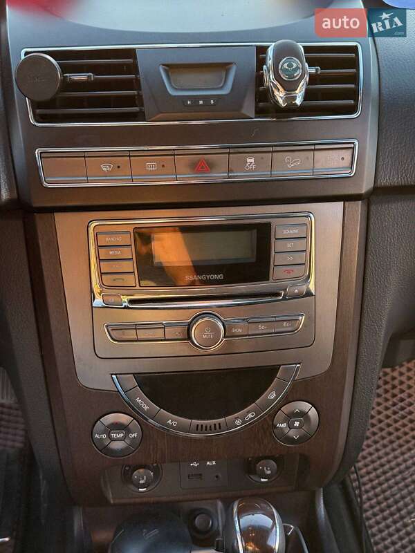 Позашляховик / Кросовер SsangYong Rexton 2013 в Рівному