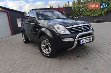 Внедорожник / Кроссовер SsangYong Rexton 2005 в 