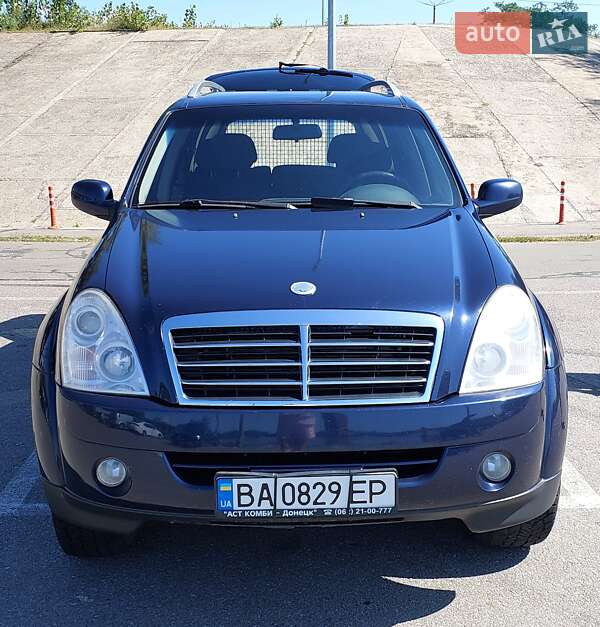 Внедорожник / Кроссовер SsangYong Rexton 2008 в Киеве фото 3 Внедорожник / Кроссовер SsangYong Rexton 2008 в Киеве