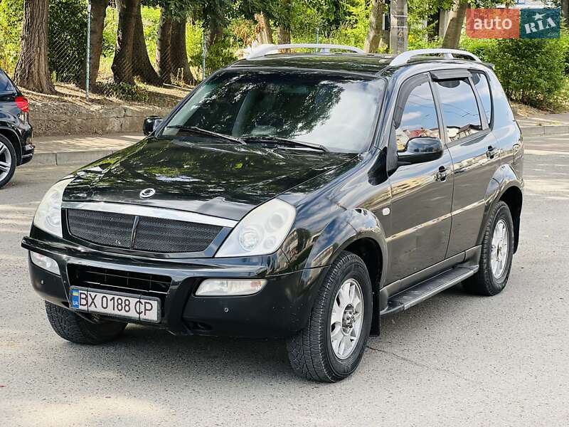 Позашляховик / Кросовер SsangYong Rexton 2004 в Чернівцях