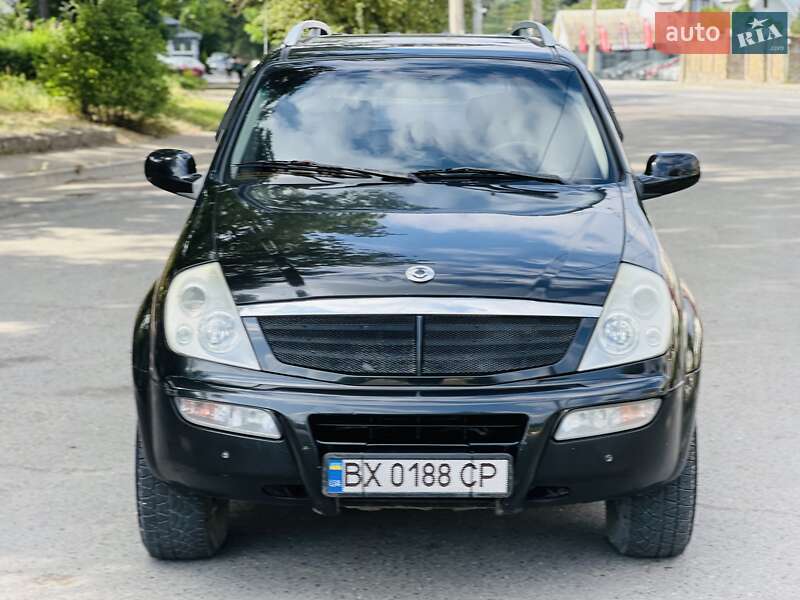 Позашляховик / Кросовер SsangYong Rexton 2004 в Чернівцях