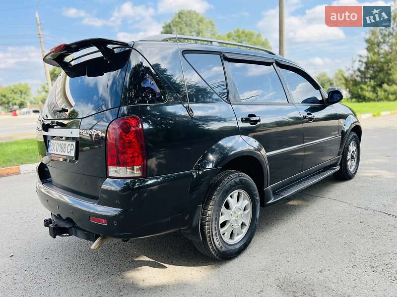 Позашляховик / Кросовер SsangYong Rexton 2004 в Чернівцях