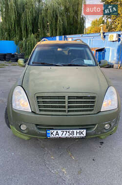 Позашляховик / Кросовер SsangYong Rexton 2007 в 