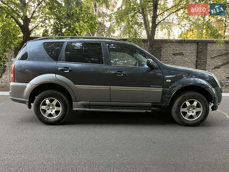 Внедорожник / Кроссовер SsangYong Rexton 2007 в Днепре фото 3 Внедорожник / Кроссовер SsangYong Rexton 2007 в Днепре