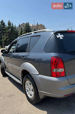Позашляховик / Кросовер SsangYong Rexton 2006 в 