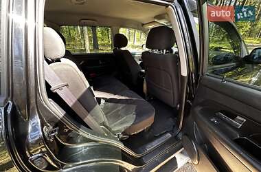 Внедорожник / Кроссовер SsangYong Rexton 2010 в 
