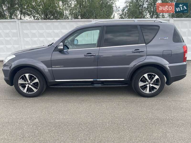 Внедорожник / Кроссовер SsangYong Rexton 2016 в Ирпене фото 4 Внедорожник / Кроссовер SsangYong Rexton 2016 в Ирпене
