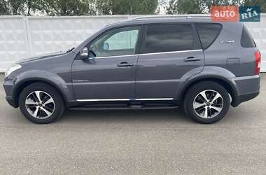 Внедорожник / Кроссовер SsangYong Rexton 2016 в 