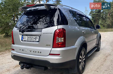 Позашляховик / Кросовер SsangYong Rexton 2013 в 