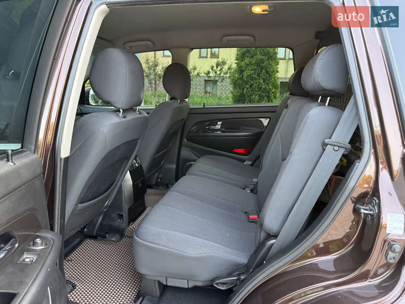 Позашляховик / Кросовер SsangYong Rexton 2013 в Львові