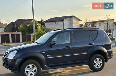 Позашляховик / Кросовер SsangYong Rexton 2007 в 