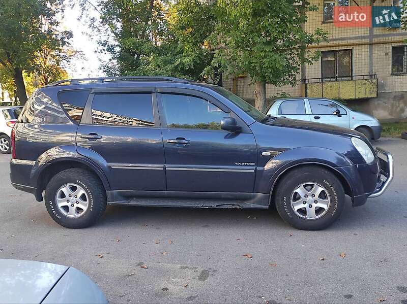 Внедорожник / Кроссовер SsangYong Rexton 2008 в Киеве