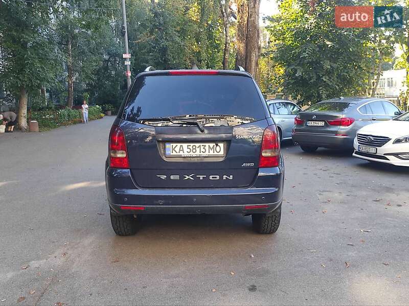 Внедорожник / Кроссовер SsangYong Rexton 2008 в Киеве